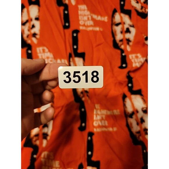 Halloween Michael Myers Mens XL Graphic Print Camp Shirt Short Sleeve NWT - Picture 6 of 6